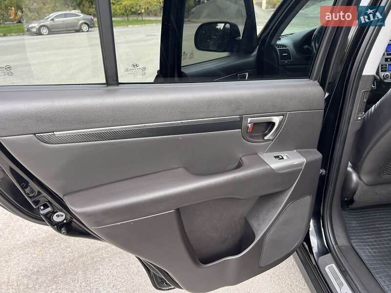 Внедорожник / Кроссовер Hyundai Santa FE 2012 в Радивилове