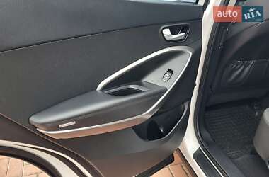 Внедорожник / Кроссовер Hyundai Santa FE 2014 в 