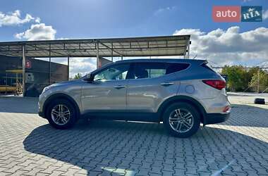 Позашляховик / Кросовер Hyundai Santa FE 2018 в 