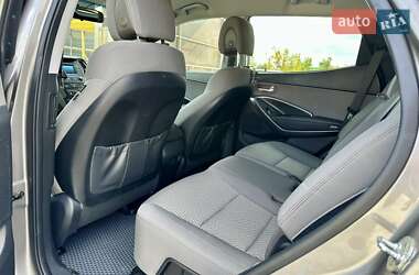 Позашляховик / Кросовер Hyundai Santa FE 2018 в 
