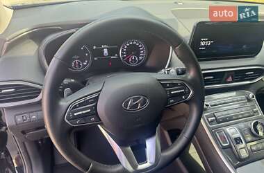Внедорожник / Кроссовер Hyundai Santa FE 2021 в 