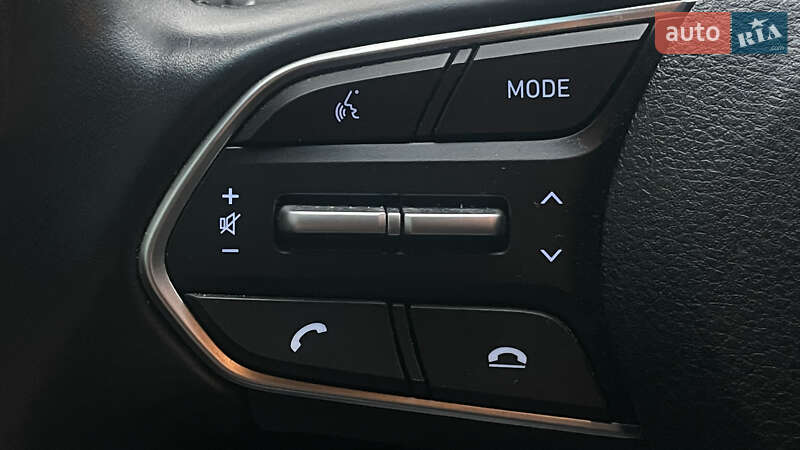 Позашляховик / Кросовер Hyundai Santa FE 2019 в Умані