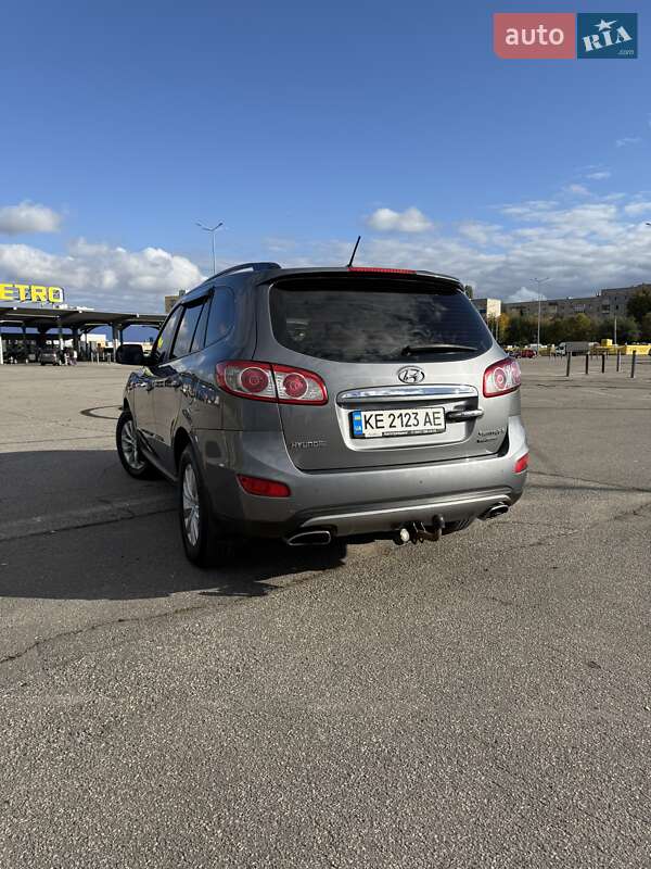 Позашляховик / Кросовер Hyundai Santa FE 2012 в Харкові