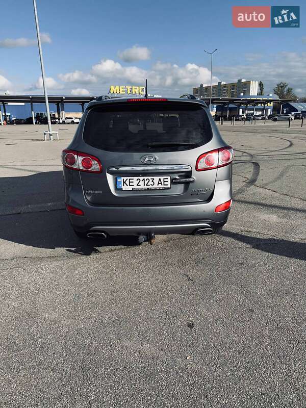 Позашляховик / Кросовер Hyundai Santa FE 2012 в Харкові