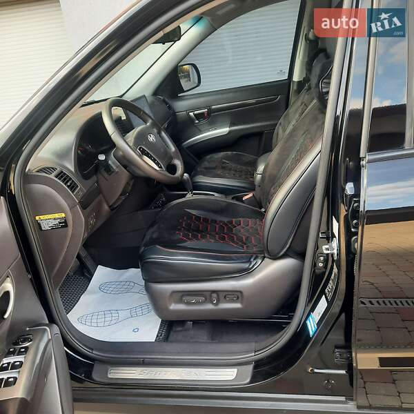 Позашляховик / Кросовер Hyundai Santa FE 2010 в Івано-Франківську