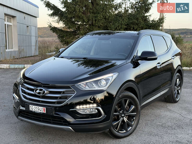 Внедорожник / Кроссовер Hyundai Santa FE 2015 в Радивилове