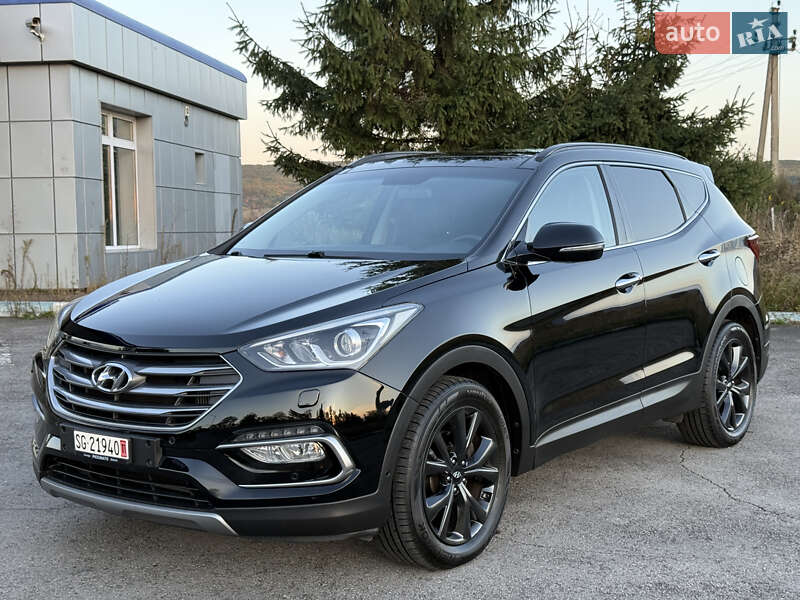 Внедорожник / Кроссовер Hyundai Santa FE 2015 в Радивилове