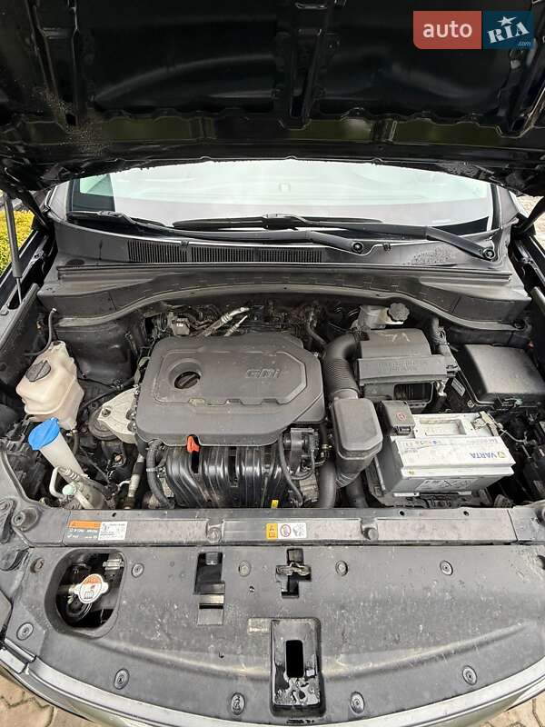 Внедорожник / Кроссовер Hyundai Santa FE 2016 в Львове