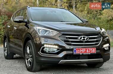 Внедорожник / Кроссовер Hyundai Santa FE 2016 в Гнивани