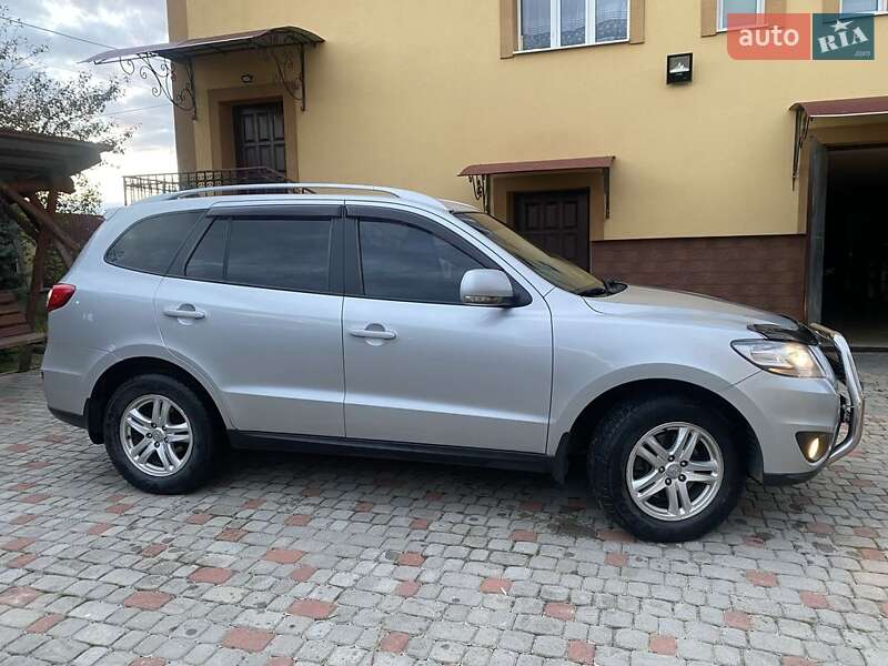 Позашляховик / Кросовер Hyundai Santa FE 2011 в Бориславі