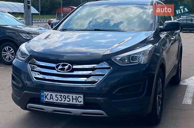 Внедорожник / Кроссовер Hyundai Santa FE 2015 в 