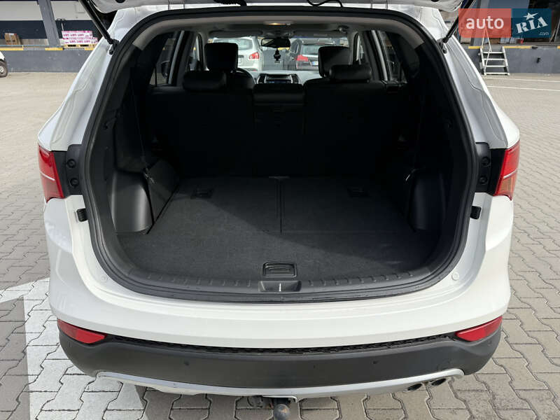 Внедорожник / Кроссовер Hyundai Santa FE 2014 в Ровно