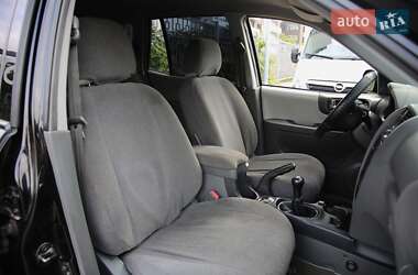 Внедорожник / Кроссовер Hyundai Santa FE 2005 в 