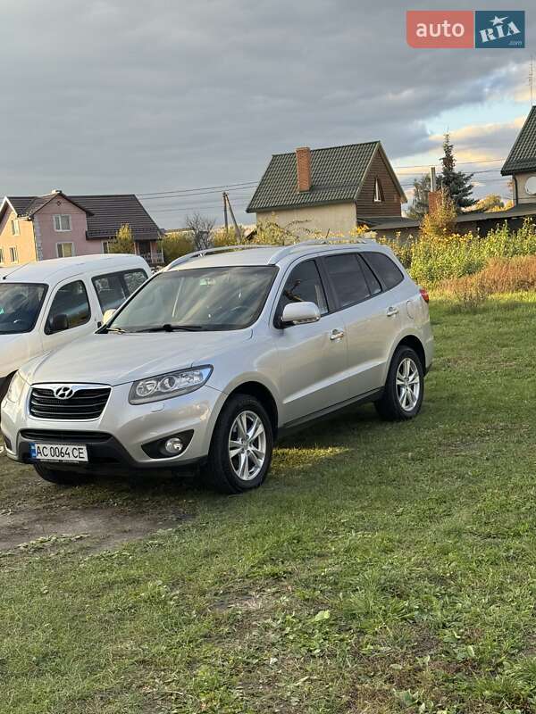 Позашляховик / Кросовер Hyundai Santa FE 2010 в Луцьку фото 2 Позашляховик / Кросовер Hyundai Santa FE 2010 в Луцьку