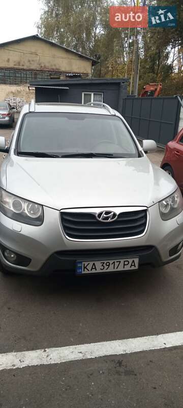 Внедорожник / Кроссовер Hyundai Santa FE 2010 в 