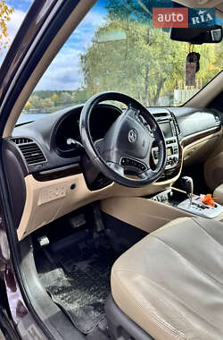 Внедорожник / Кроссовер Hyundai Santa FE 2011 в 