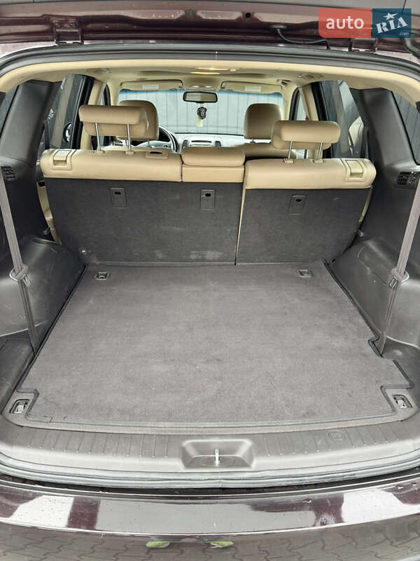 Внедорожник / Кроссовер Hyundai Santa FE 2011 в Киеве