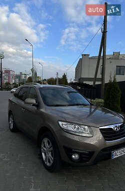 Внедорожник / Кроссовер Hyundai Santa FE 2011 в 