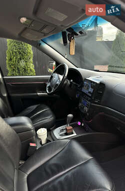 Внедорожник / Кроссовер Hyundai Santa FE 2011 в 