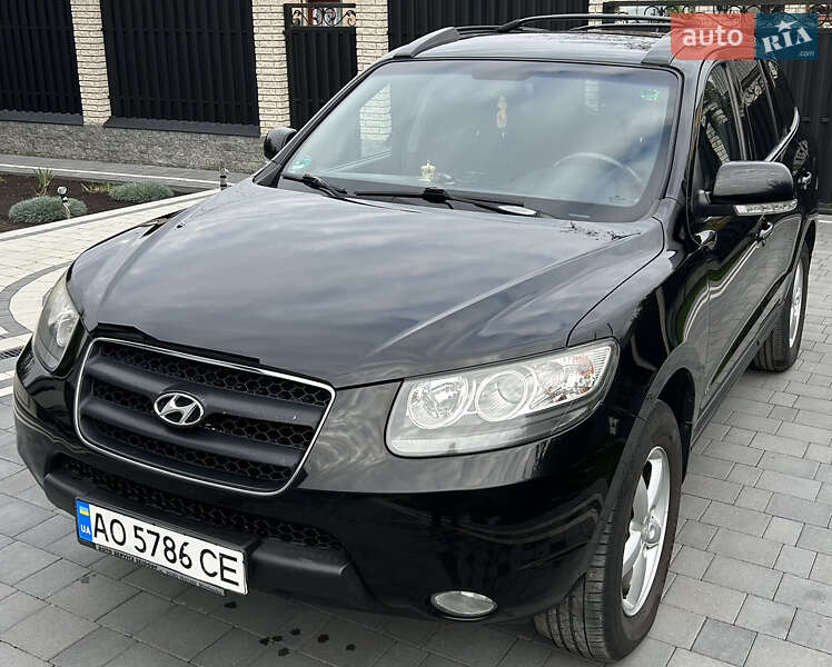 Внедорожник / Кроссовер Hyundai Santa FE 2009 в 