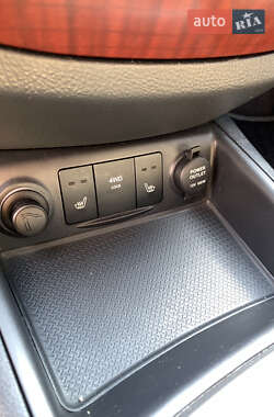 Внедорожник / Кроссовер Hyundai Santa FE 2008 в 