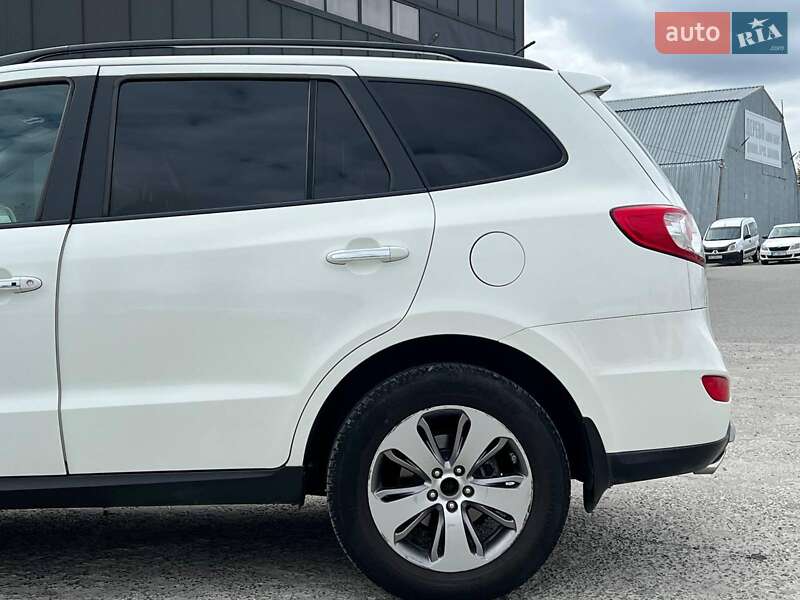 Внедорожник / Кроссовер Hyundai Santa FE 2012 в Львове