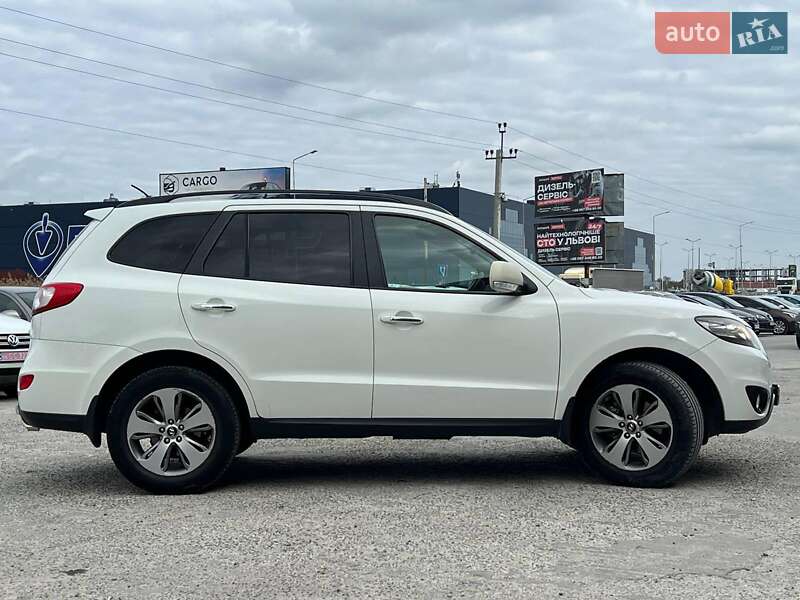 Внедорожник / Кроссовер Hyundai Santa FE 2012 в Львове