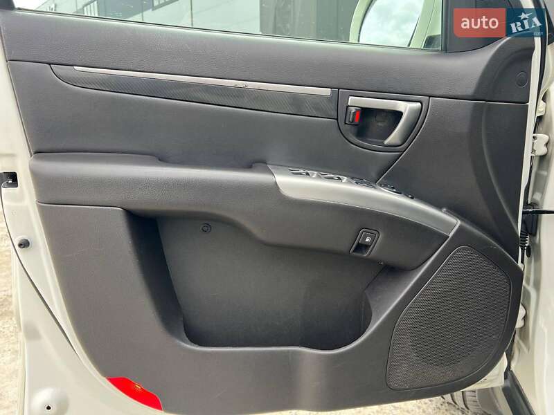 Внедорожник / Кроссовер Hyundai Santa FE 2012 в Львове