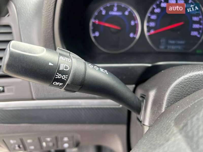 Внедорожник / Кроссовер Hyundai Santa FE 2012 в Львове