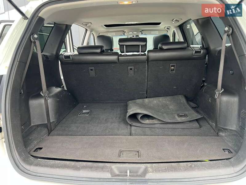 Внедорожник / Кроссовер Hyundai Santa FE 2012 в Львове