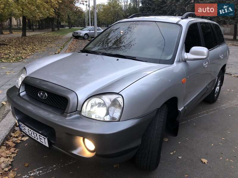 Внедорожник / Кроссовер Hyundai Santa FE 2005 в Николаеве