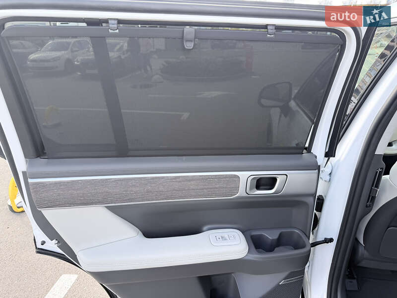 Внедорожник / Кроссовер Hyundai Santa FE 2024 в Киеве