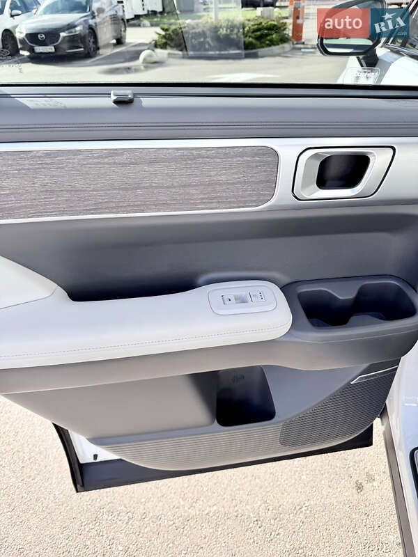 Внедорожник / Кроссовер Hyundai Santa FE 2024 в Киеве