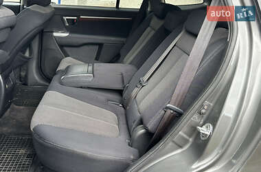 Внедорожник / Кроссовер Hyundai Santa FE 2009 в 