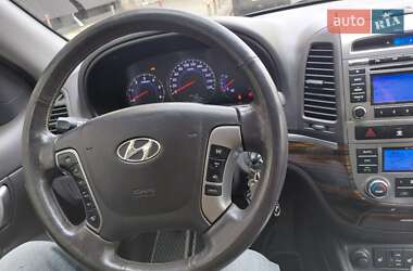 Внедорожник / Кроссовер Hyundai Santa FE 2011 в 