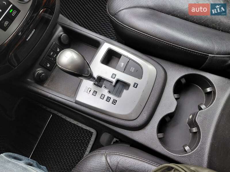 Внедорожник / Кроссовер Hyundai Santa FE 2011 в Киеве фото 41 Внедорожник / Кроссовер Hyundai Santa FE 2011 в Киеве