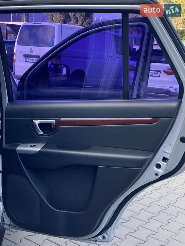 Внедорожник / Кроссовер Hyundai Santa FE 2008 в Киеве