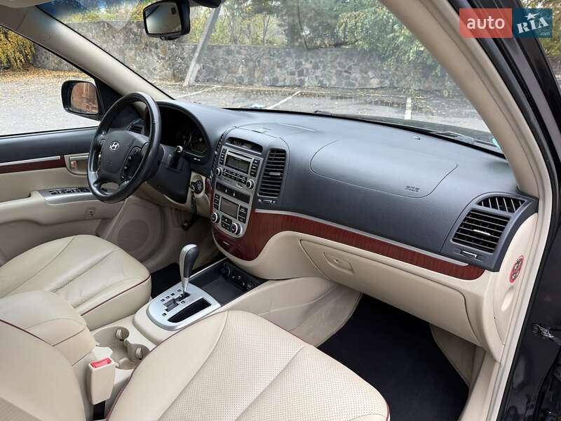 Внедорожник / Кроссовер Hyundai Santa FE 2008 в Виннице