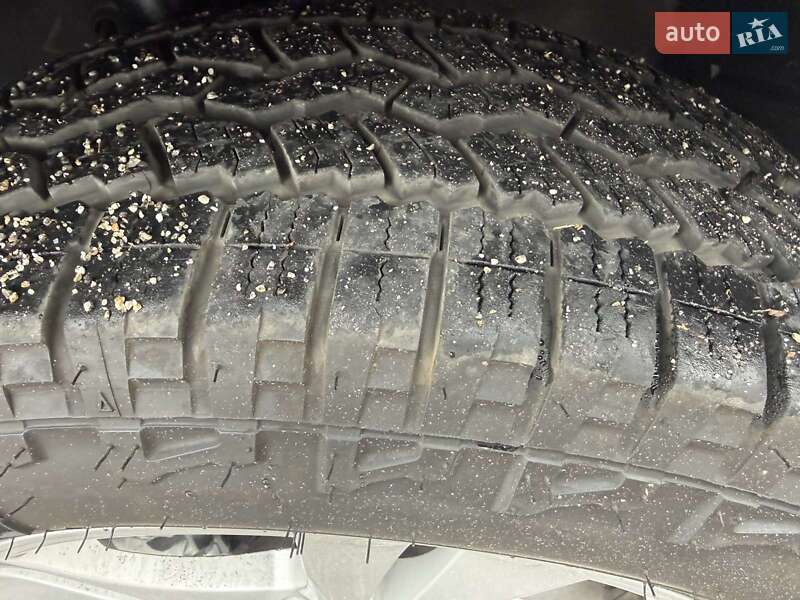 Внедорожник / Кроссовер Hyundai Santa FE 2012 в Виннице