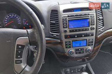 Внедорожник / Кроссовер Hyundai Santa FE 2011 в 