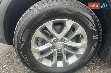 Внедорожник / Кроссовер Hyundai Santa FE 2020 в 
