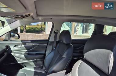 Внедорожник / Кроссовер Hyundai Santa FE 2023 в 