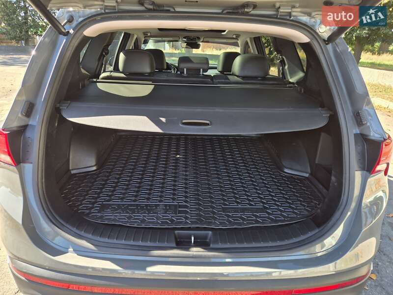 Позашляховик / Кросовер Hyundai Santa FE 2023 в Умані фото 21 Позашляховик / Кросовер Hyundai Santa FE 2023 в Умані