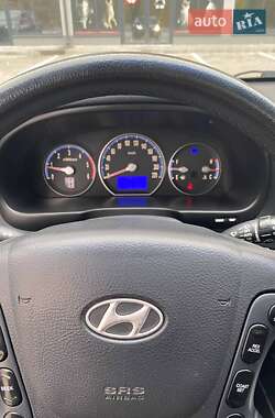 Внедорожник / Кроссовер Hyundai Santa FE 2006 в 
