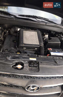 Внедорожник / Кроссовер Hyundai Santa FE 2008 в 