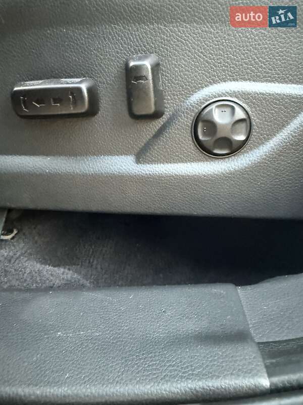 Внедорожник / Кроссовер Hyundai Santa FE 2013 в Одессе фото 27 Внедорожник / Кроссовер Hyundai Santa FE 2013 в Одессе