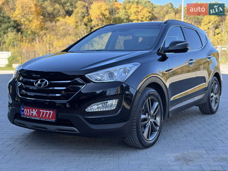 Позашляховик / Кросовер Hyundai Santa FE 2013 в  фото Позашляховик / Кросовер Hyundai Santa FE 2013 в