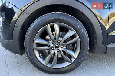 Позашляховик / Кросовер Hyundai Santa FE 2013 в  фото 12 Позашляховик / Кросовер Hyundai Santa FE 2013 в