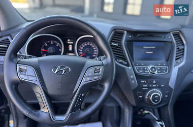 Позашляховик / Кросовер Hyundai Santa FE 2013 в  фото 32 Позашляховик / Кросовер Hyundai Santa FE 2013 в