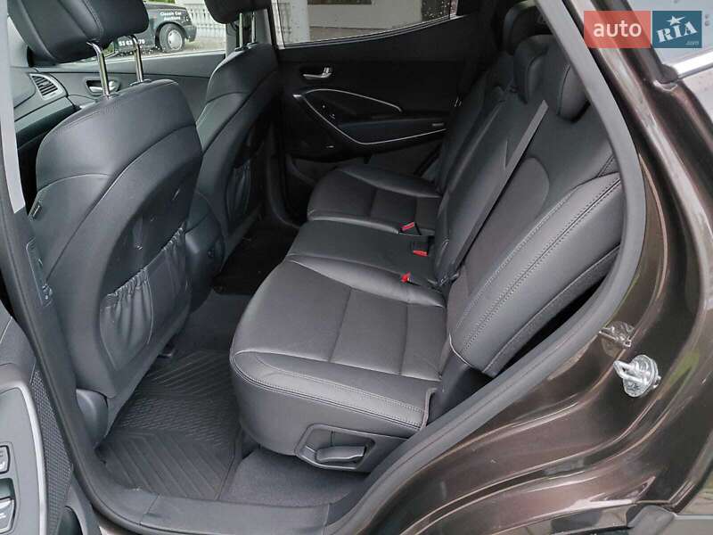 Внедорожник / Кроссовер Hyundai Santa FE 2015 в Черновцах фото 9 Внедорожник / Кроссовер Hyundai Santa FE 2015 в Черновцах